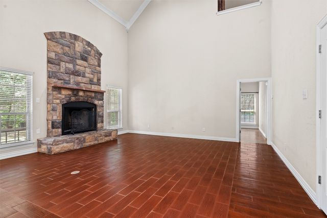 8000 Walnut Drive, Alvarado, TX 76009