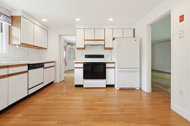 22 Chilton St, Belmont, MA 02478
