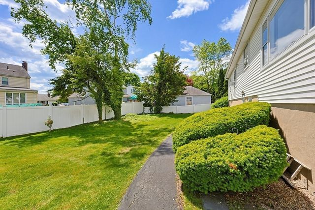 22 Chilton St, Belmont, MA 02478