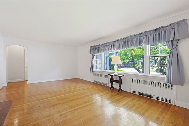 22 Chilton St, Belmont, MA 02478
