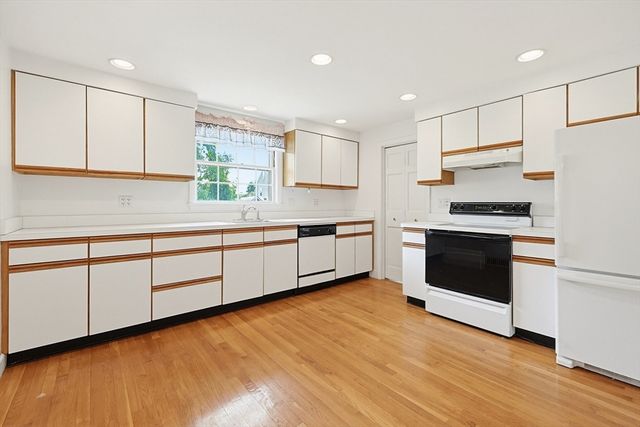 22 Chilton St, Belmont, MA 02478