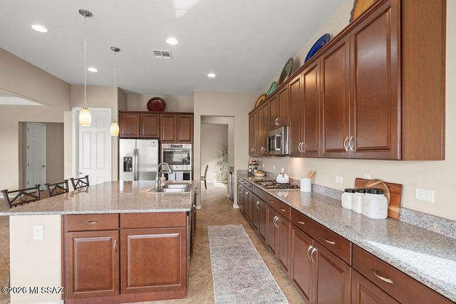 5227 W Golden Vista Way, Tucson, AZ 85713