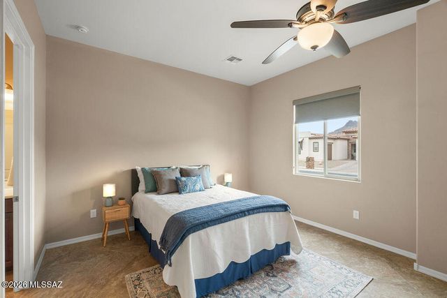 5227 W Golden Vista Way, Tucson, AZ 85713