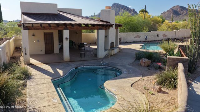 5227 W Golden Vista Way, Tucson, AZ 85713