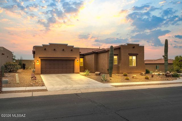 5227 W Golden Vista Way, Tucson, AZ 85713