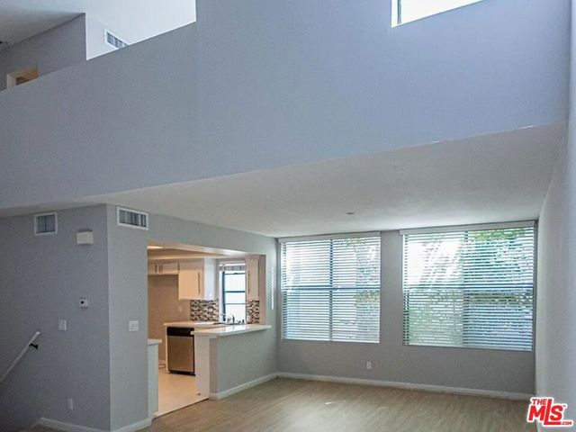 1610 Camden Avenue E, Los Angeles, CA 90025