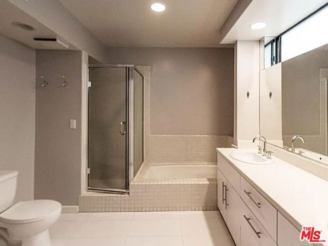 1610 Camden Avenue E, Los Angeles, CA 90025