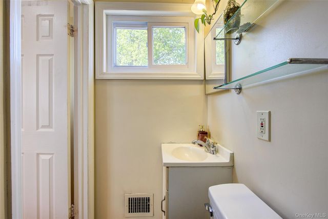 55 Duncan Drive W, Westbury, NY 11590