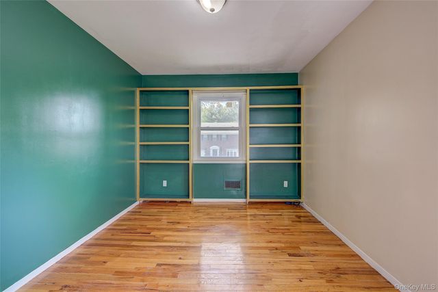 55 Duncan Drive W, Westbury, NY 11590