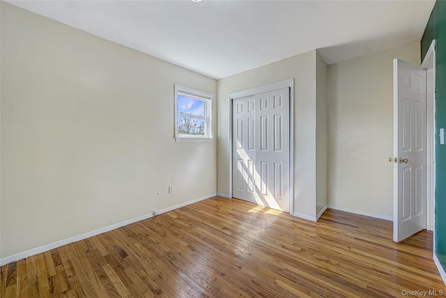 55 Duncan Drive W, Westbury, NY 11590