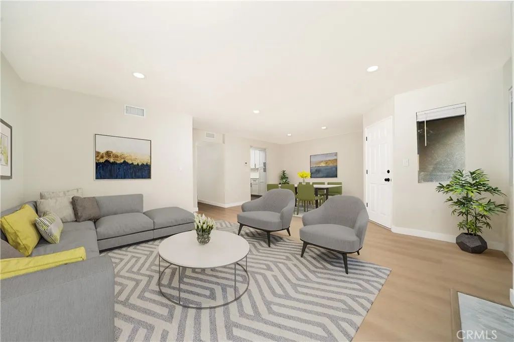 1067 252nd 7, Harbor City, CA 90710