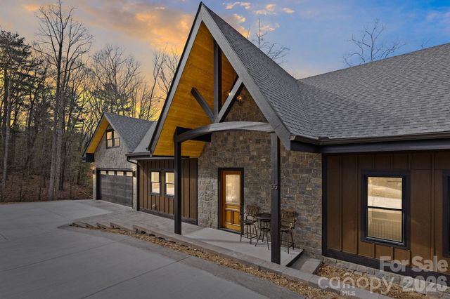 55 Timber Moss Drive, Asheville, NC 28804