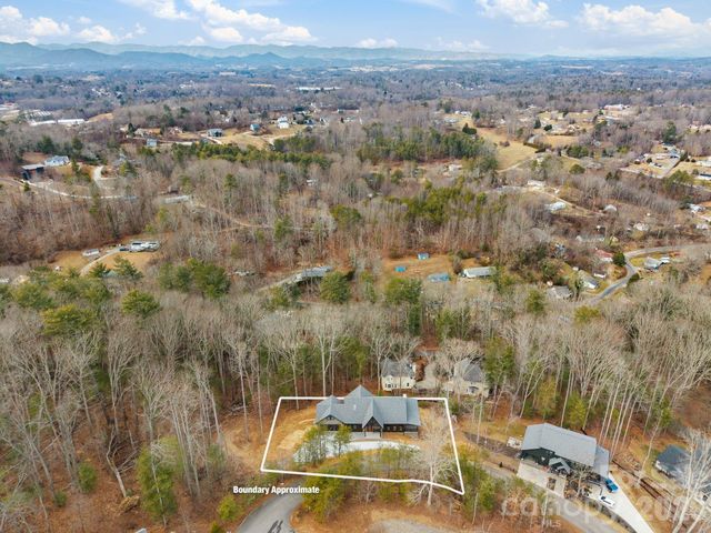 55 Timber Moss Drive, Asheville, NC 28804