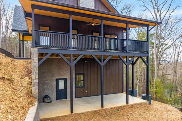 55 Timber Moss Drive, Asheville, NC 28804