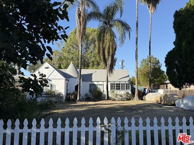 11547 Hortense Street, Valley Village, CA 91602