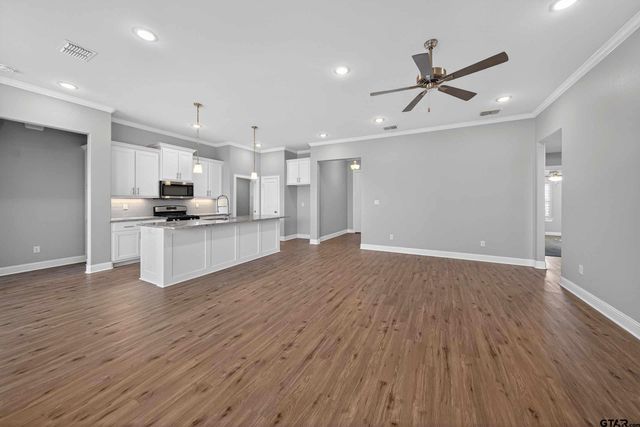 12758 Meadowbrook Drive, Tyler, TX 75709