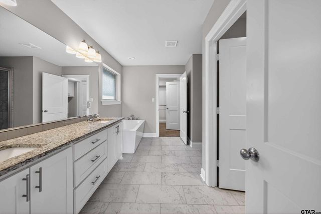 12758 Meadowbrook Drive, Tyler, TX 75709