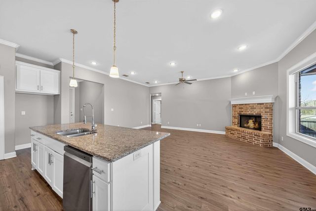 12758 Meadowbrook Drive, Tyler, TX 75709