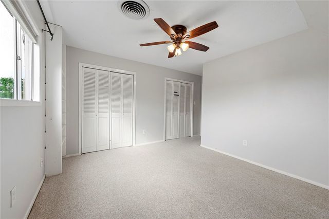3705 Carter Creek Parkway, Bryan, TX 77802