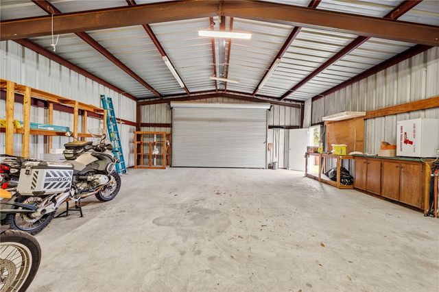 3705 Carter Creek Parkway, Bryan, TX 77802