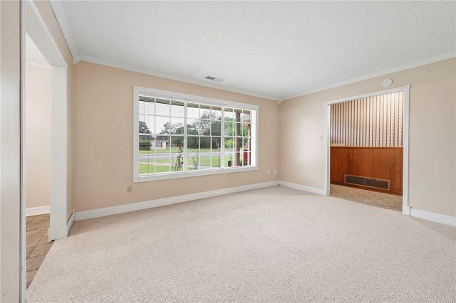 3705 Carter Creek Parkway, Bryan, TX 77802