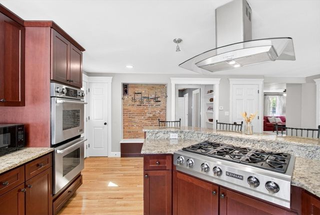 270 Groton Road, Westford, MA 01886