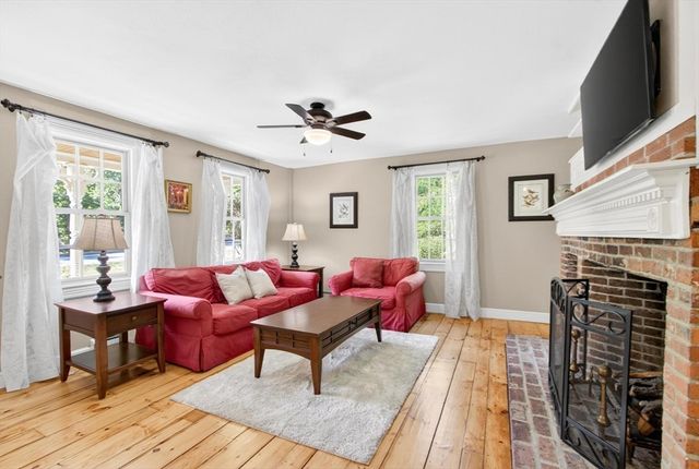 270 Groton Road, Westford, MA 01886