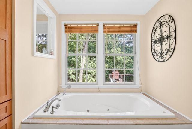 270 Groton Road, Westford, MA 01886