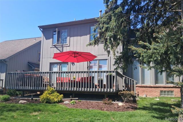 37814 Avon Lane, Farmington Hills, MI 48331