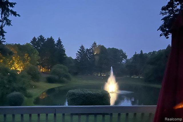 37814 Avon Lane, Farmington Hills, MI 48331