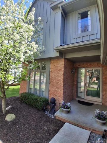 37814 Avon Lane, Farmington Hills, MI 48331