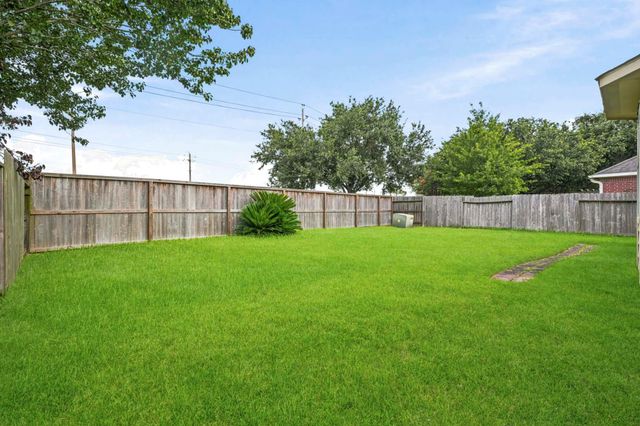 505 Burham Lane, League City, TX 77573