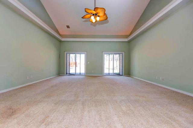 811 W Jackson Avenue, Nixa, MO 65714