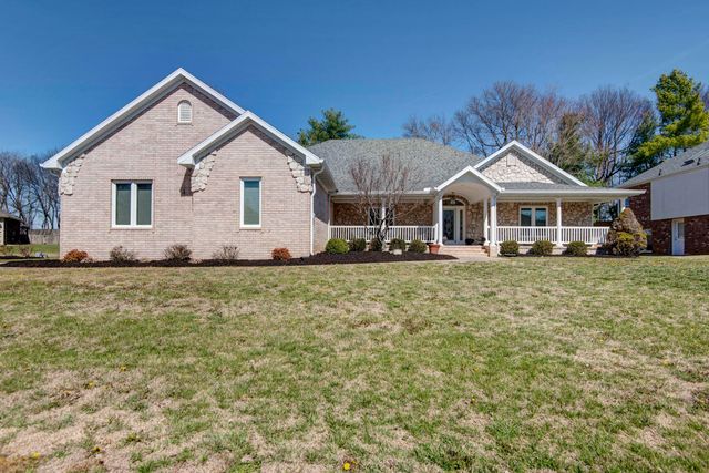 811 W Jackson Avenue, Nixa, MO 65714