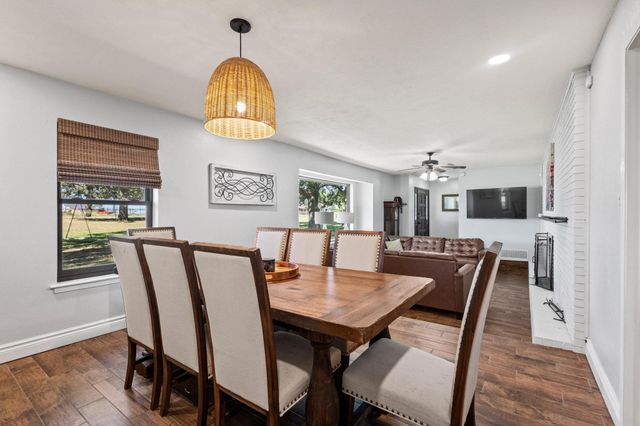 62 Sanders Road, Whitesboro, TX 76273