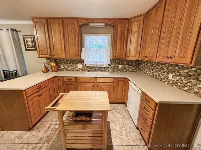 510 Beverly Avenue, Vian, OK 74962