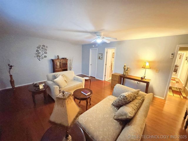 510 Beverly Avenue, Vian, OK 74962