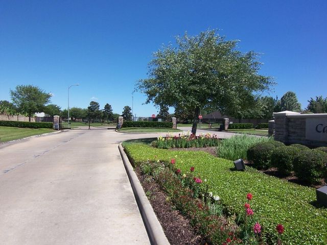 25910 N Lakefair Drive, Richmond, TX 77406