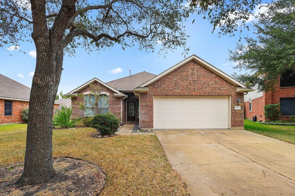 25910 N Lakefair Drive, Richmond, TX 77406