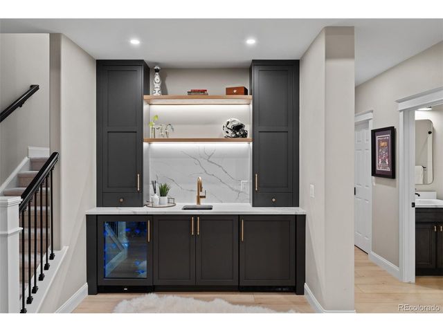 8161 E 33rd Ave, Denver, CO 80238