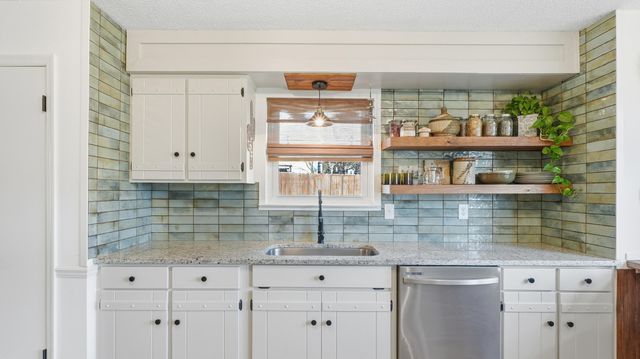 2029 Port Royal Drive, Soddy Daisy, TN 37379