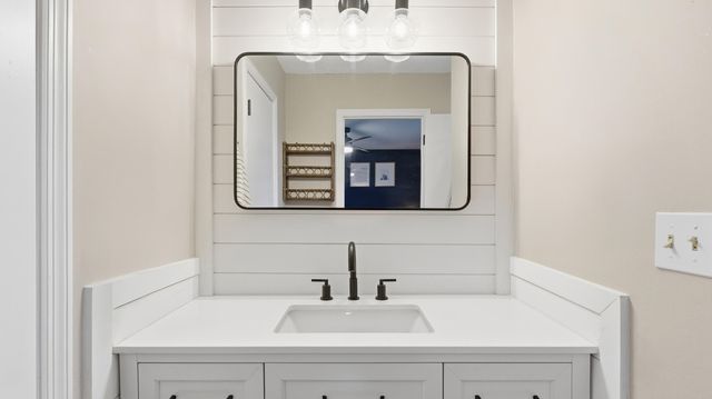 2029 Port Royal Drive, Soddy Daisy, TN 37379