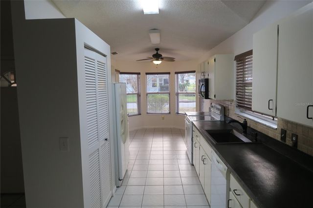 32512 OAK PARK DRIVE, Leesburg, FL 34748