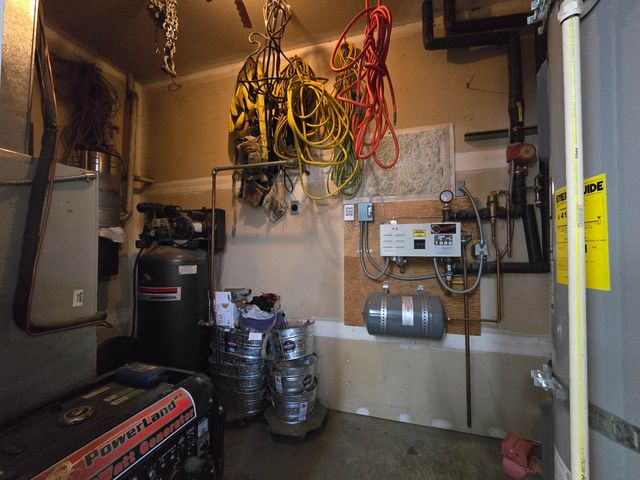 1682 Brown Road, Applegate, OR 97530