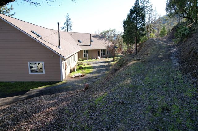 1682 Brown Road, Applegate, OR 97530