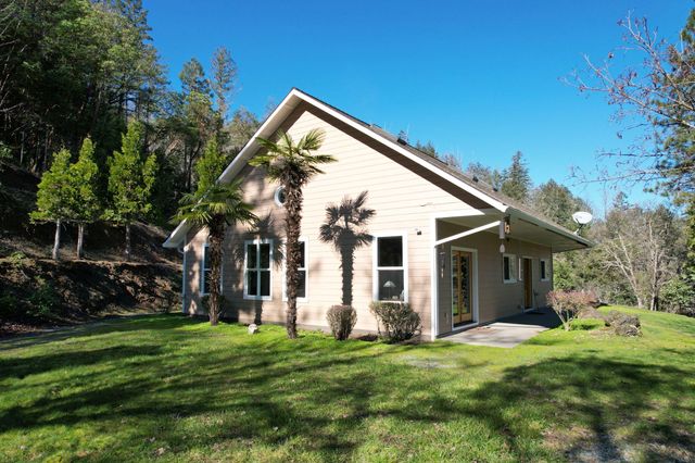 1682 Brown Road, Applegate, OR 97530