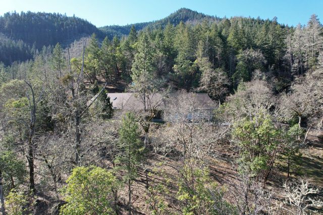 1682 Brown Road, Applegate, OR 97530