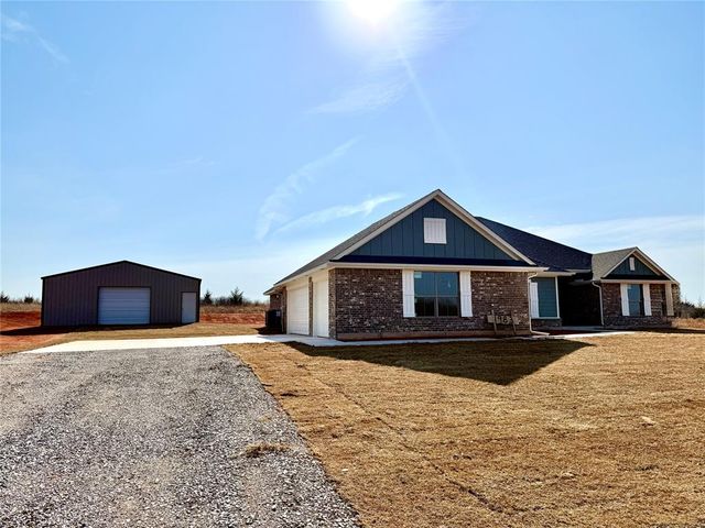 1983 Twin Spires Trail, Blanchard, OK 73010