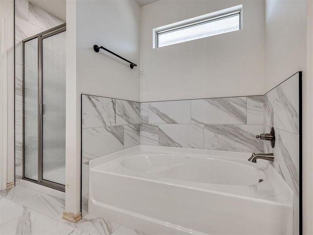 1983 Twin Spires Trail, Blanchard, OK 73010