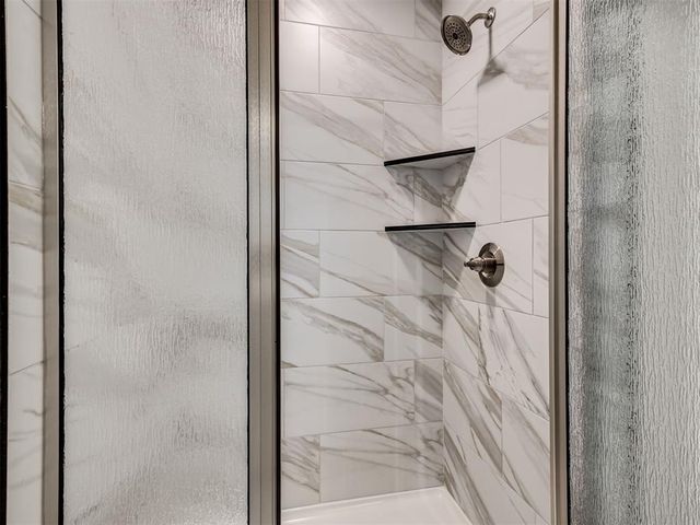 1983 Twin Spires Trail, Blanchard, OK 73010